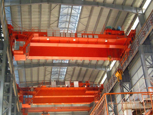 Frequency-adjustable speed double beam bridge crane