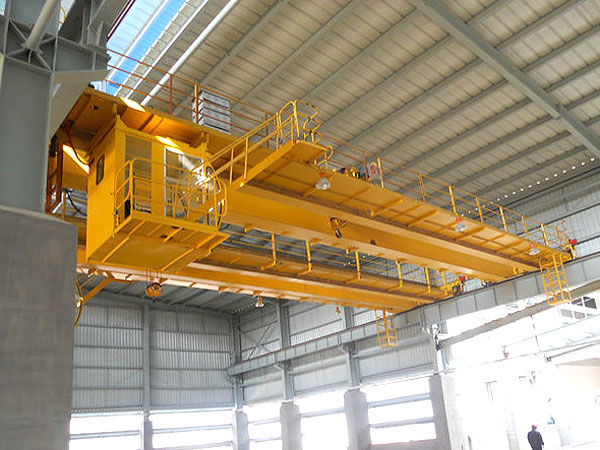 Frequency-adjustable speed double beam bridge crane