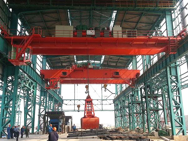 QZ Grapple Bridge Crane