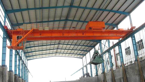 QZ Grapple Bridge Crane