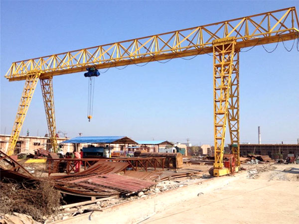 MHh electric hoist gantry crane