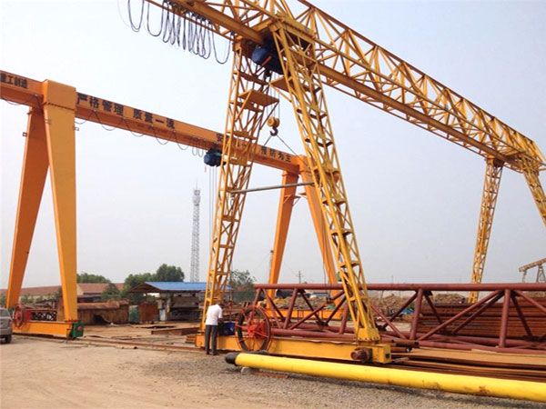 MHh electric hoist gantry crane